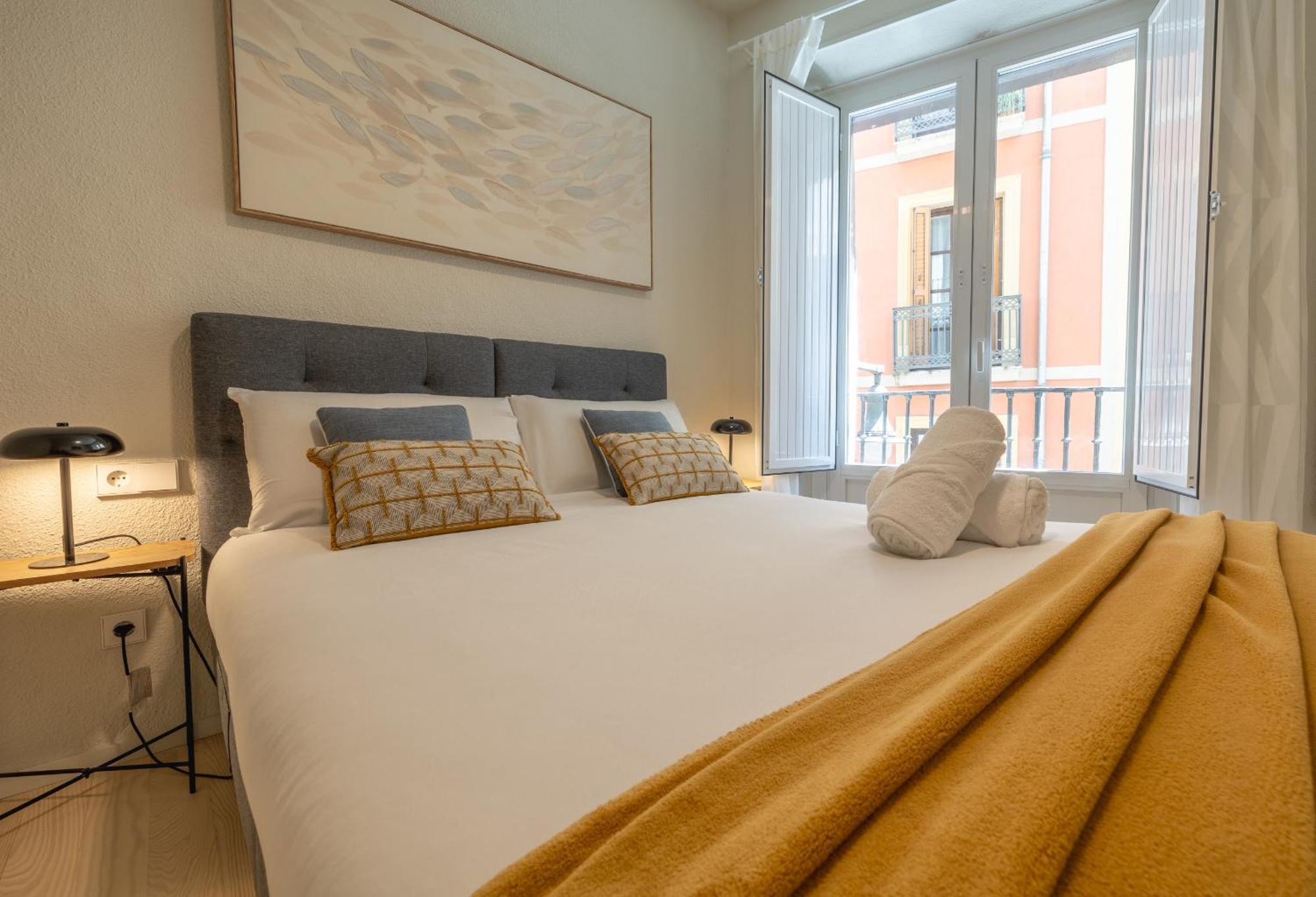 Tuapartamento Centro Pamplona - Zapateria 30 Bagian luar foto